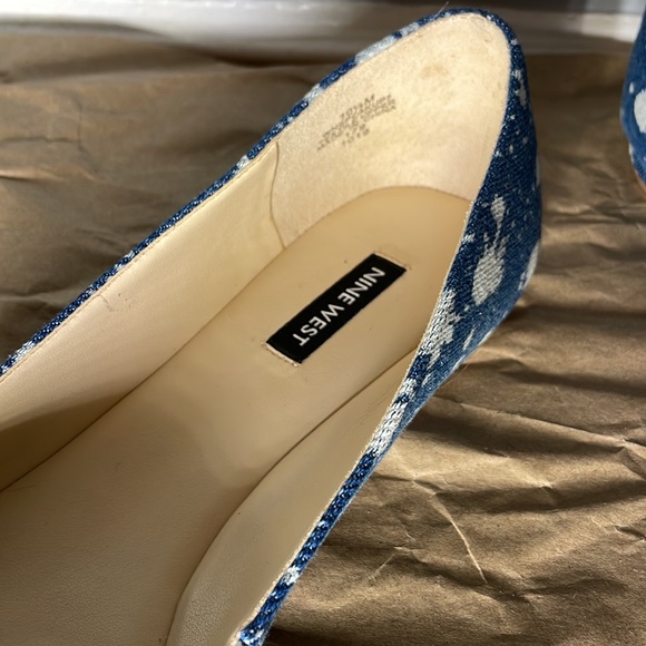 Nine West Flats - Picture 2 of 4